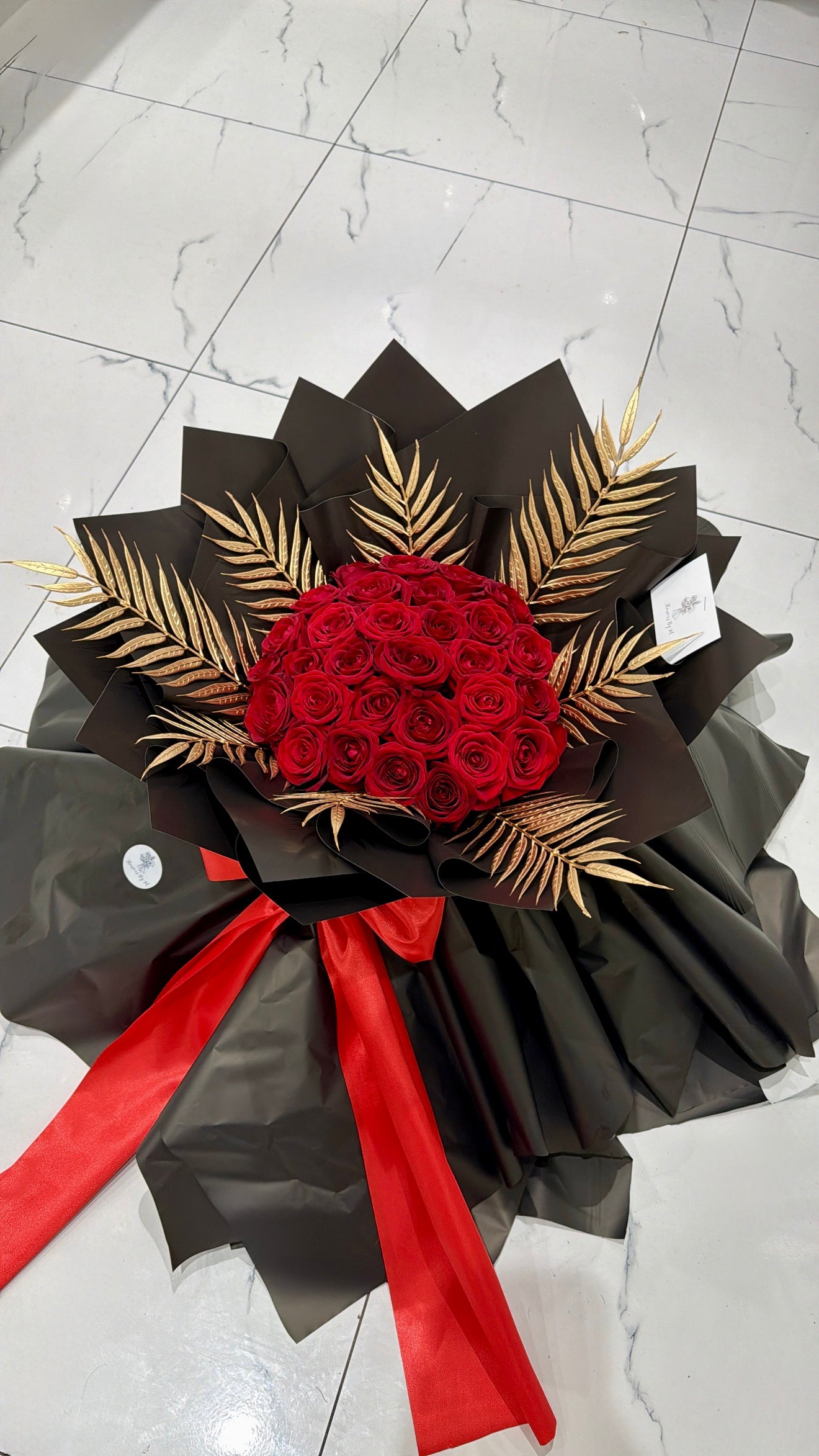 Luxe Red Roses